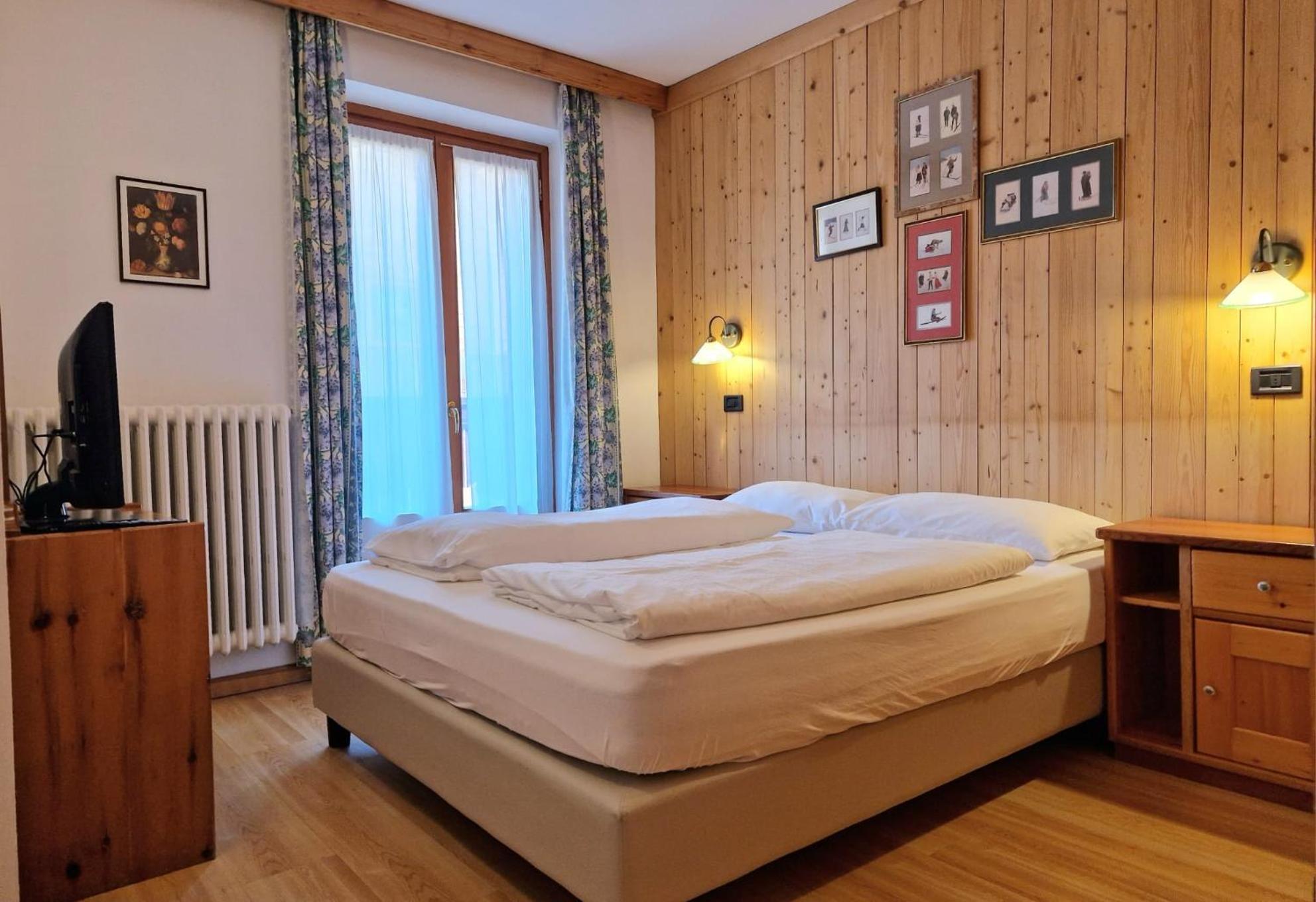 Hotel Posta Livigno Kültér fotó