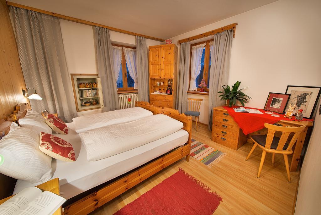 Hotel Posta Livigno Kültér fotó